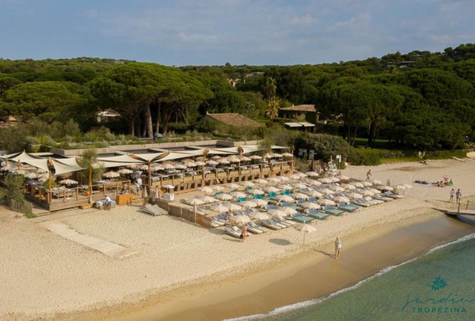 View over the beach restaurant of Jardin Tropezina, located on Tahiti Beach, one the best beaches in St Tropez